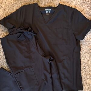 Scrubstar Black Scrub Set